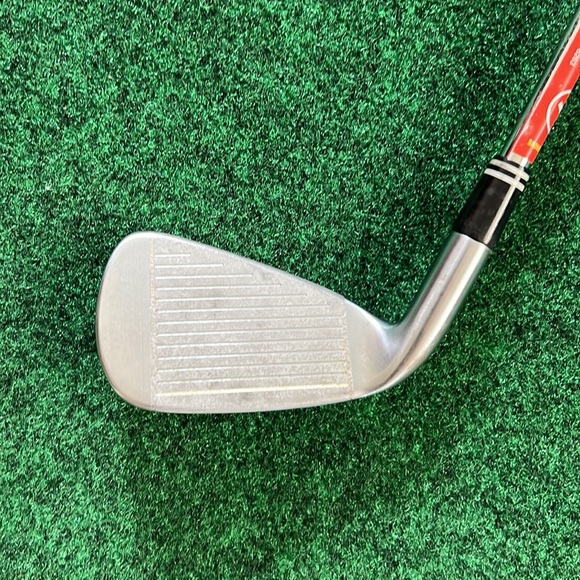 Cleveland Golf CG16 Regular Shaft 7 Iron - Picture 2 of 5